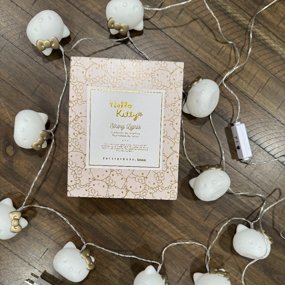 POTTERY BARN Teen Hello Kitty String Lights Plug-In Dorm Room Decor Used Working